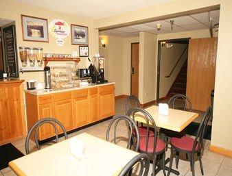 Super 8 By Wyndham Pulaski Extérieur photo