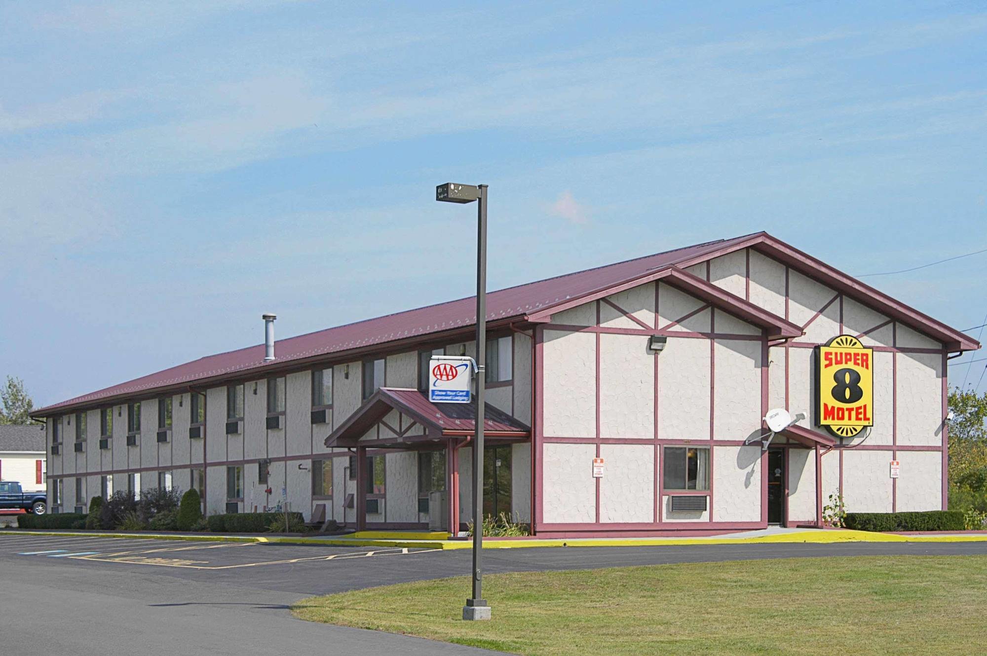 Super 8 By Wyndham Pulaski Extérieur photo