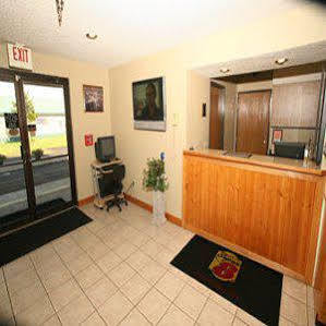 Super 8 By Wyndham Pulaski Extérieur photo